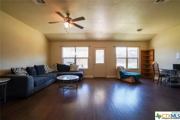 2711 Hector DR, Killeen, TX 76549