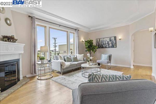 72 University Street, San Francisco, CA 94134