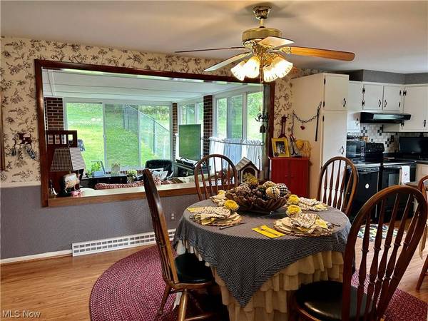 107 Thompson DR, St. Clairsville, OH 43950