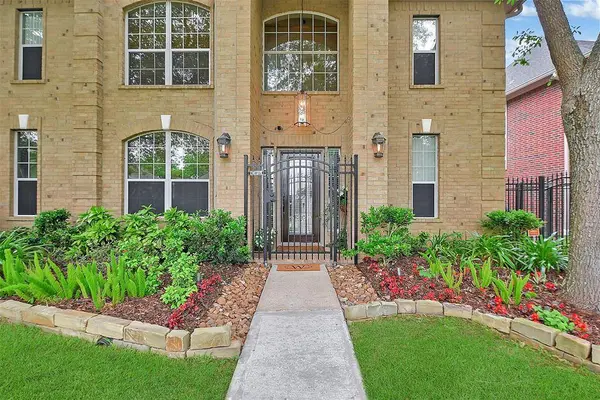 2211 Blue Water Bay DR, Katy, TX 77494