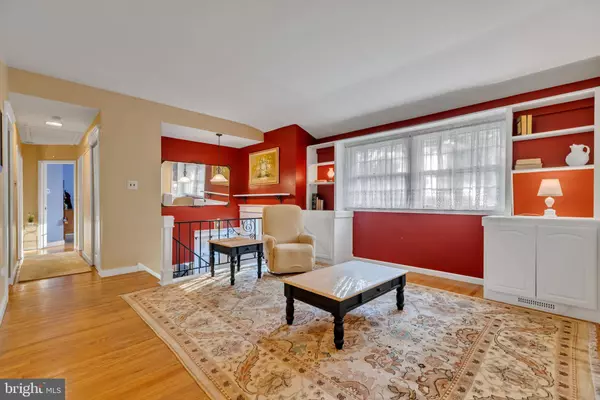 112 OAK AVE, West Berlin, NJ 08091