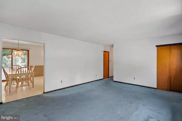 264 ARLINE AVE, Deptford, NJ 08096