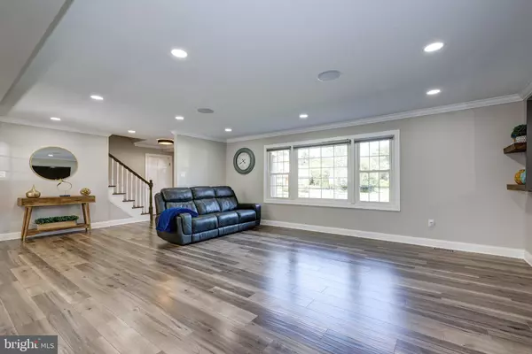 517 ARTHUR DR, Cherry Hill, NJ 08003