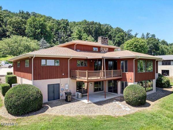 1785 Cordell Hull DR, Morristown, TN 37814