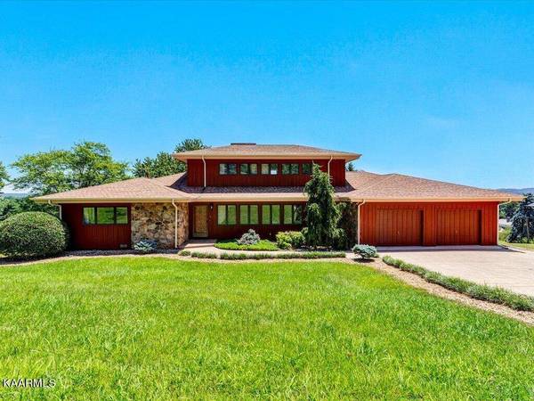 1785 Cordell Hull DR, Morristown, TN 37814