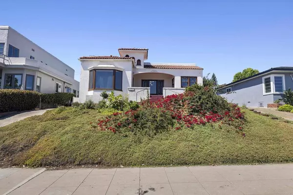 3537 Browning ST, San Diego, CA 92106