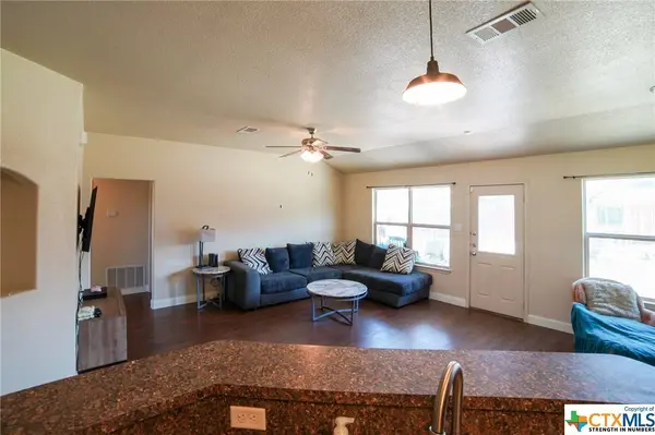 2711 Hector DR, Killeen, TX 76549