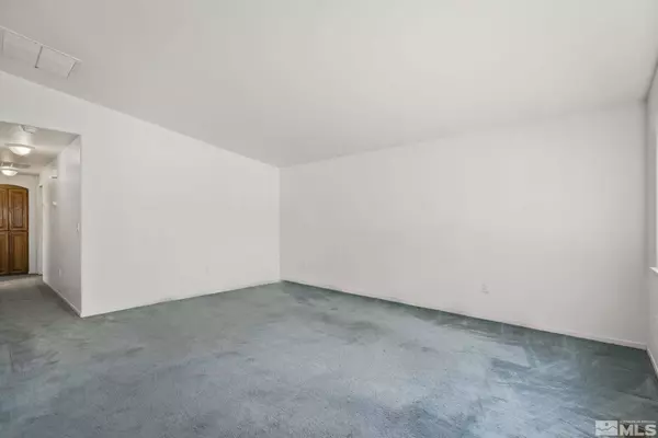 955 Ladera Dr, Carson City, NV 89701-2048