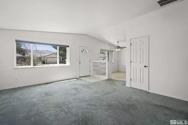 955 Ladera Dr, Carson City, NV 89701-2048