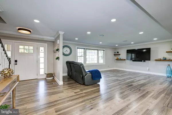 517 ARTHUR DR, Cherry Hill, NJ 08003