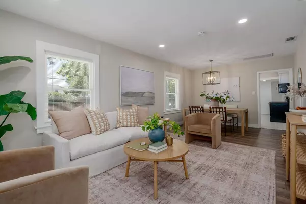 3557 P ST, Sacramento, CA 95816