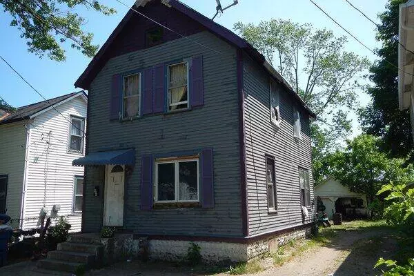 931 Clarence Street, Kalamazoo, MI 49001