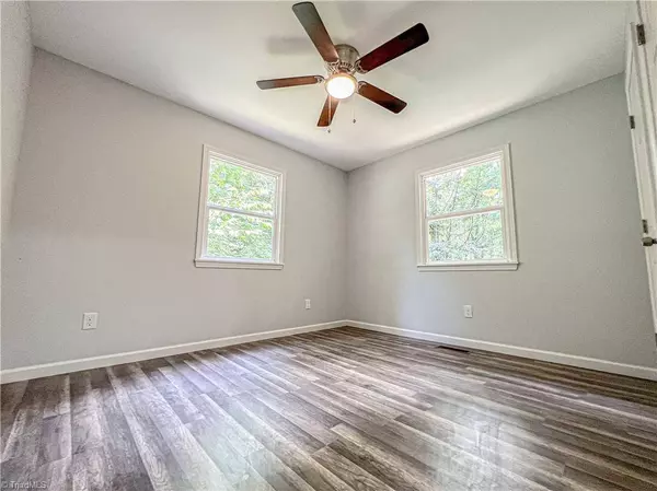 224 Flynt ST, Lexington, NC 27292