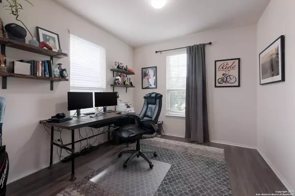 11215 POMONA PARK DR, San Antonio, TX 78249-4564