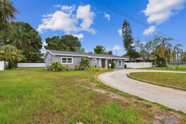 866 62ND AVE S, St Petersburg, FL 33705