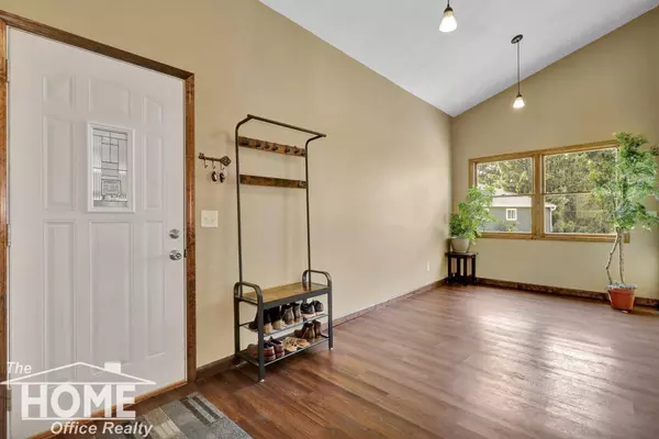 11397 E Eaton Hwy, Grand Ledge, MI 48837