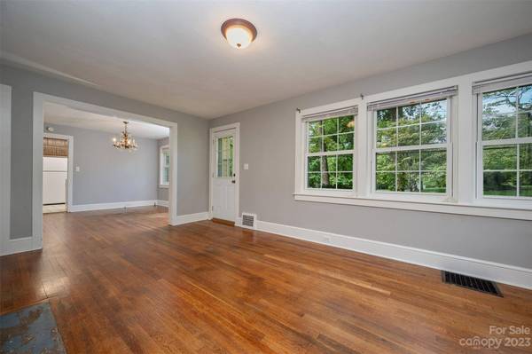 117 Whitney AVE, Tryon, NC 28782