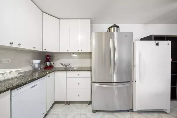 555 Hill Drive #9-308, Hoffman Estates, IL 60169