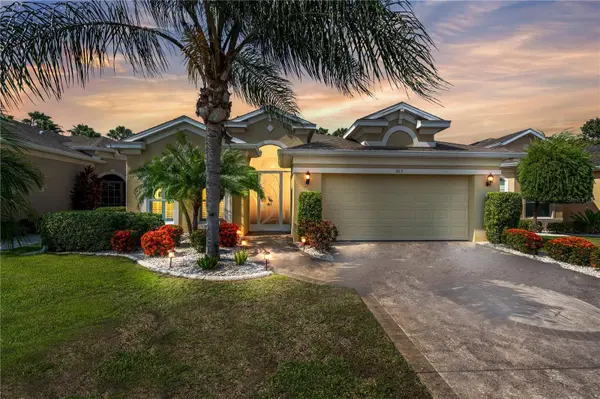 303 SIENA VISTA PL, Sun City Center, FL 33573