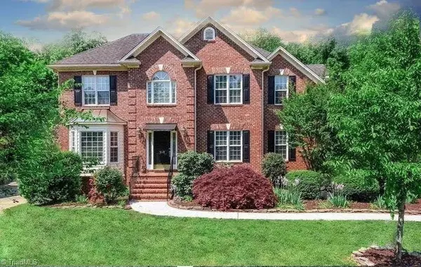 210 Oakmont DR, Kernersville, NC 27284