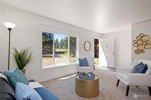 29095 Falkner RD NE, Poulsbo, WA 98370