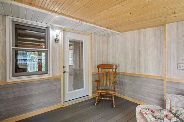 2280 Oakwood DR, Mounds View, MN 55112