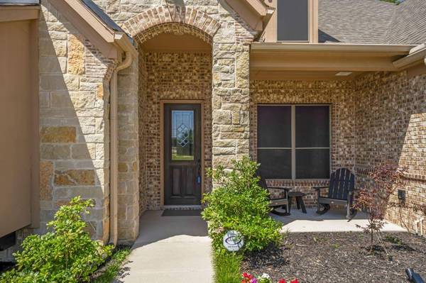 5820 Tory Drive, Grand Prairie, TX 75052