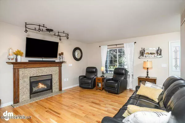 6631 W Leckwold DR, Wasilla, AK 99623