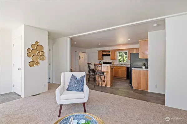 29095 Falkner RD NE, Poulsbo, WA 98370