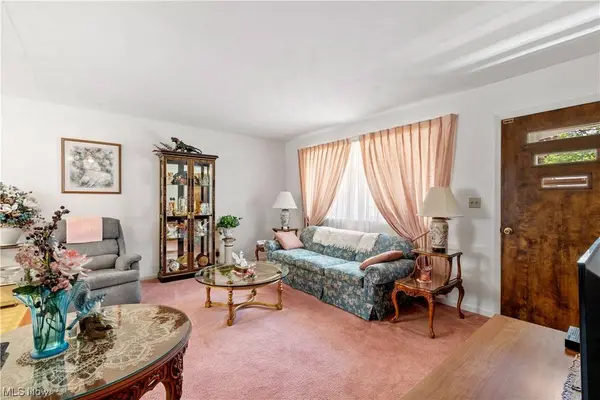 290 Phillips AVE, Munroe Falls, OH 44262