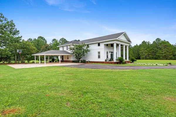 6448 Holloway Road, Baker, FL 32531