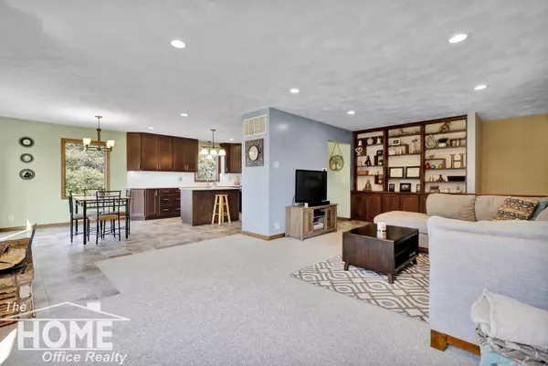 11397 E Eaton Hwy, Grand Ledge, MI 48837