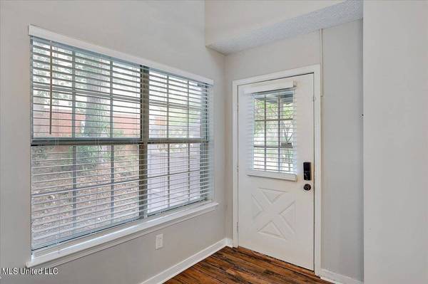 111 Glen Holllow Drive, Clinton, MS 39056