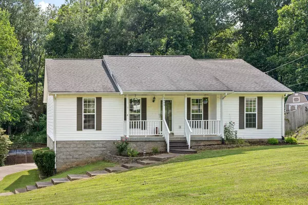 3499 Eastridge Rd, Woodlawn, TN 37191