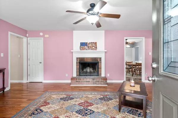 3499 Eastridge Rd, Woodlawn, TN 37191