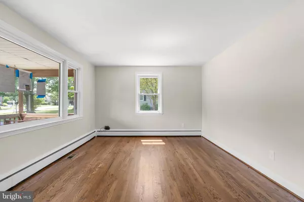 9242 MARYDELL RD, Ellicott City, MD 21042