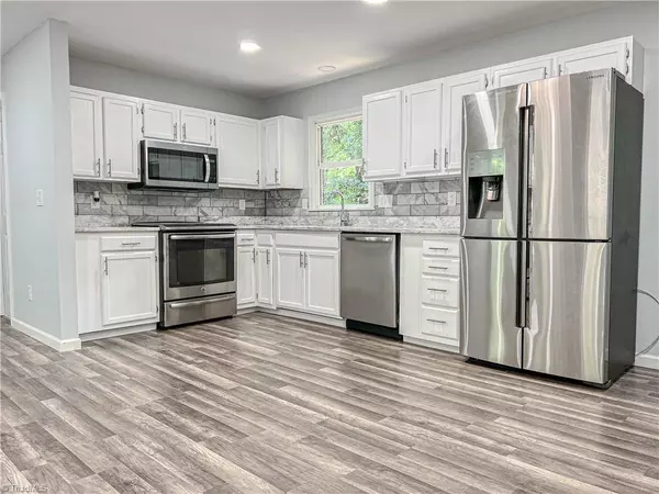 224 Flynt ST, Lexington, NC 27292