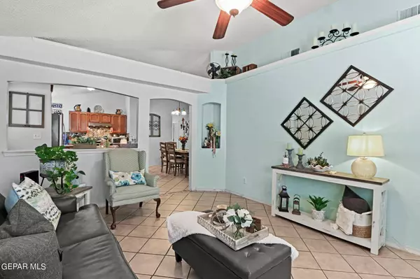 3537 Al Roberts Drive, El Paso, TX 79936