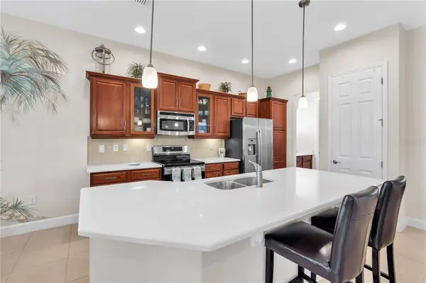 303 SIENA VISTA PL, Sun City Center, FL 33573