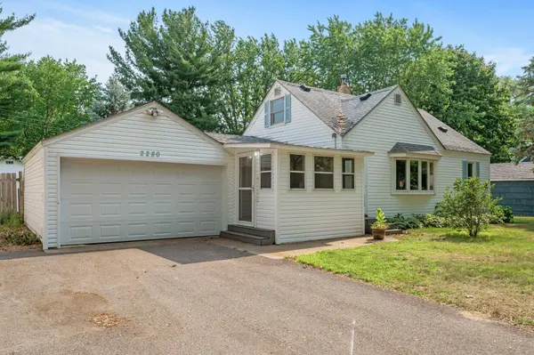 2280 Oakwood DR, Mounds View, MN 55112