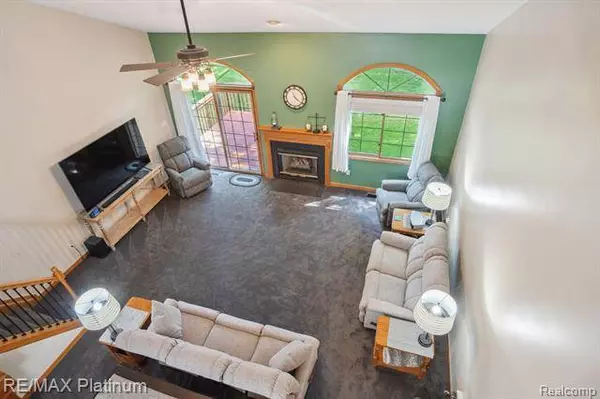 960 ROSEWOOD Court, Brighton, MI 48116