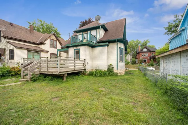 723 Sims AVE, Saint Paul, MN 55106