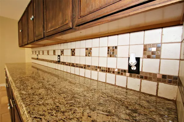 516 Rocky Springs Drive, Mckinney, TX 75071