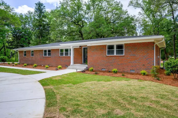 198 Park Lane Lane, Crestview, FL 32536