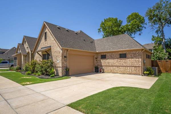 5820 Tory Drive, Grand Prairie, TX 75052