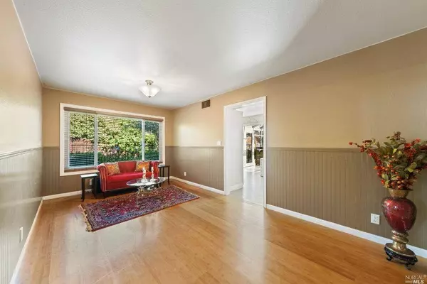 522 Cambridge DR, Benicia, CA 94510