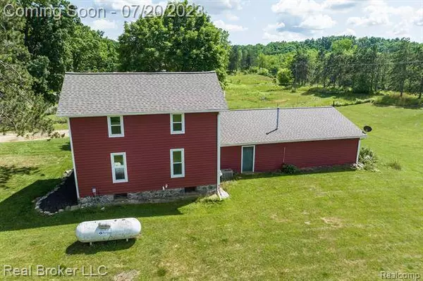 12034 Hane Hane Highway, Onsted, MI 49265