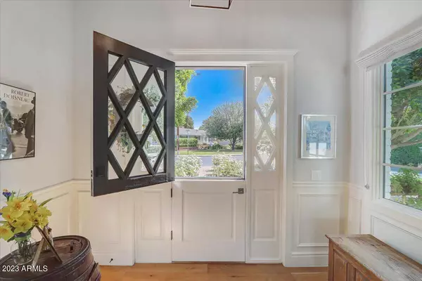 4809 E FLOWER Street, Phoenix, AZ 85018