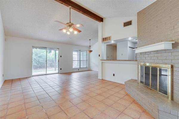 2707 Partridge Avenue, Arlington, TX 76017