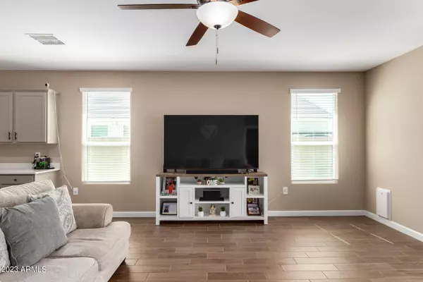 44512 W PALO CENIZA Way, Maricopa, AZ 85138